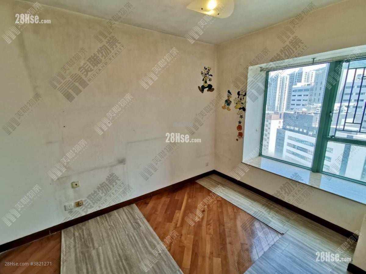 New Haven Sell 3 Bedrooms , 2 Bathrooms 731 ft²