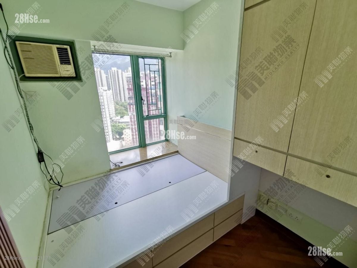 New Haven Sell 3 Bedrooms , 2 Bathrooms 731 ft²