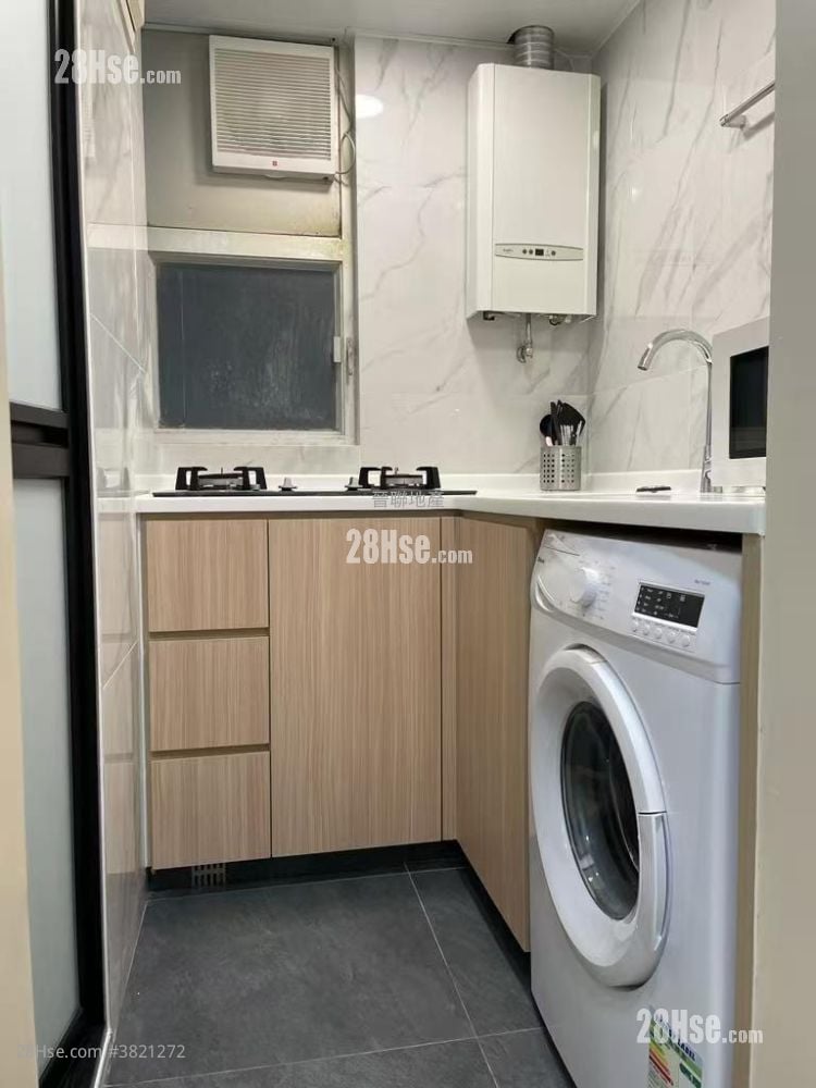 好運中心 租盤 3 房 , 1 浴室 326 平方呎