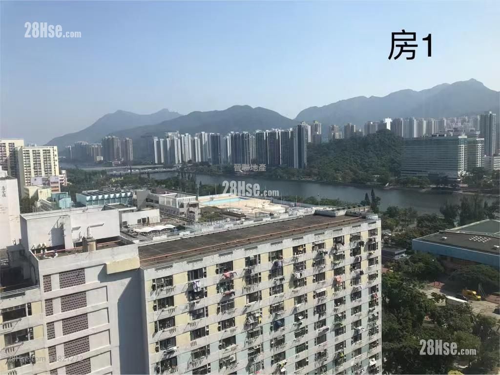 好運中心 租盤 3 房 , 1 浴室 326 平方呎