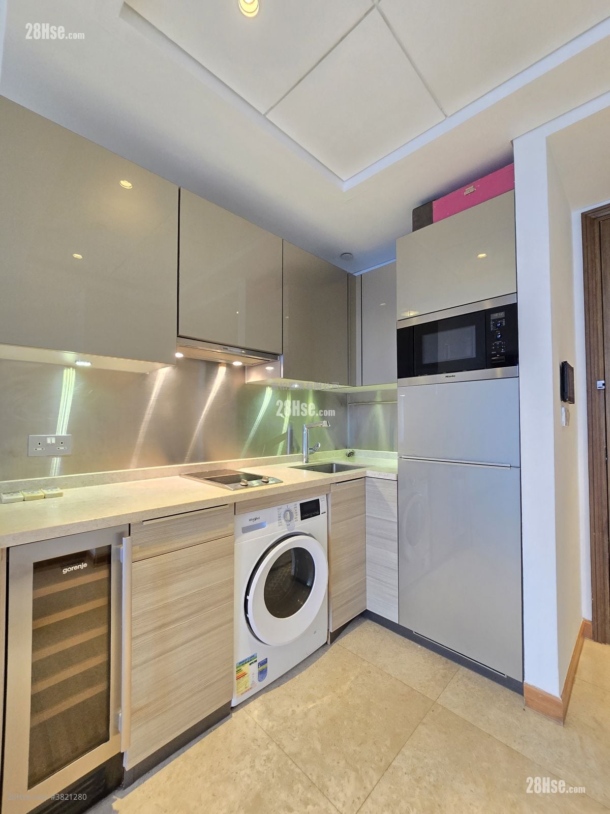 加多近山 租盘 2 房 , 1 浴室 410 平方尺