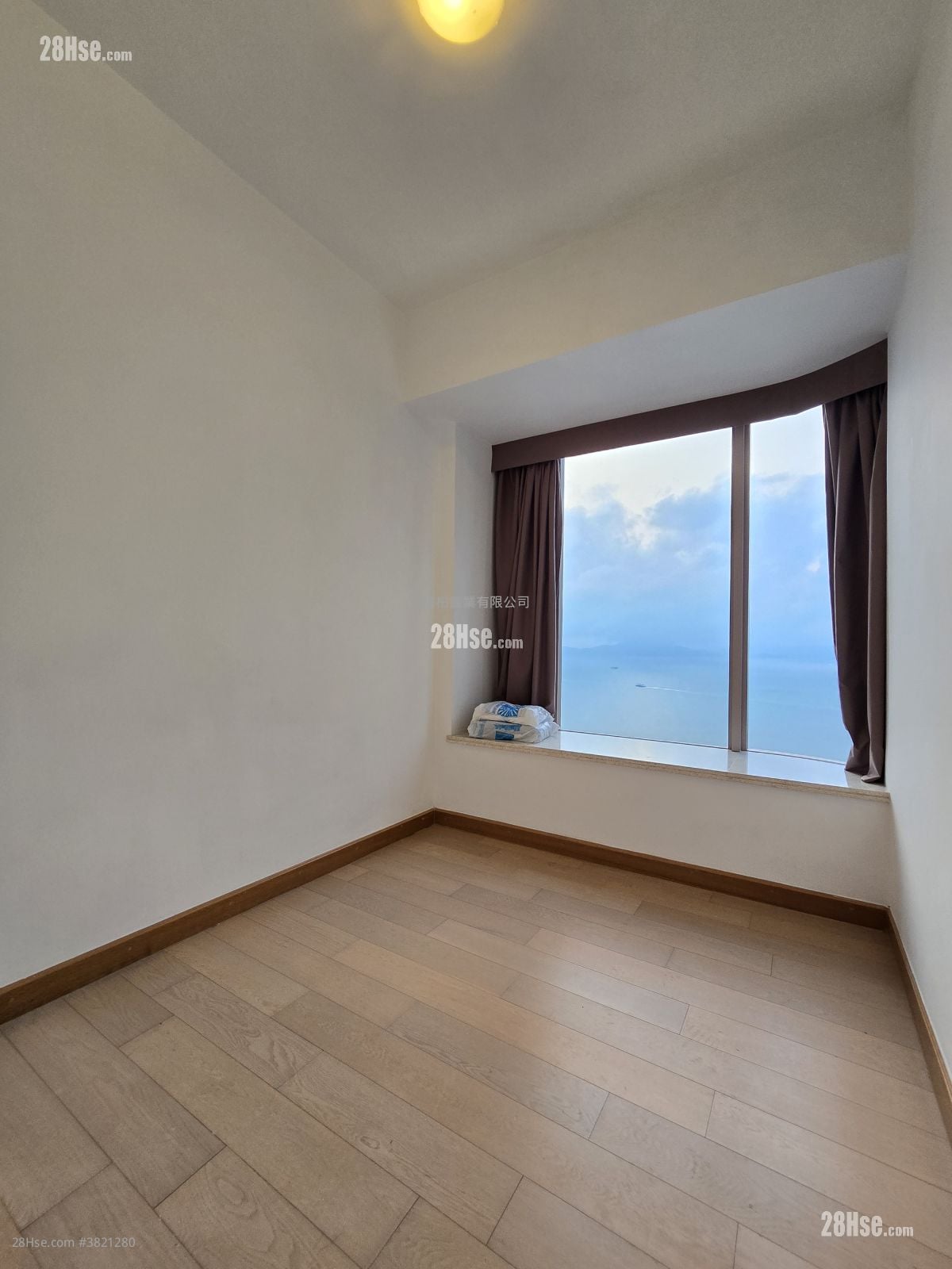 加多近山 租盘 2 房 , 1 浴室 410 平方尺