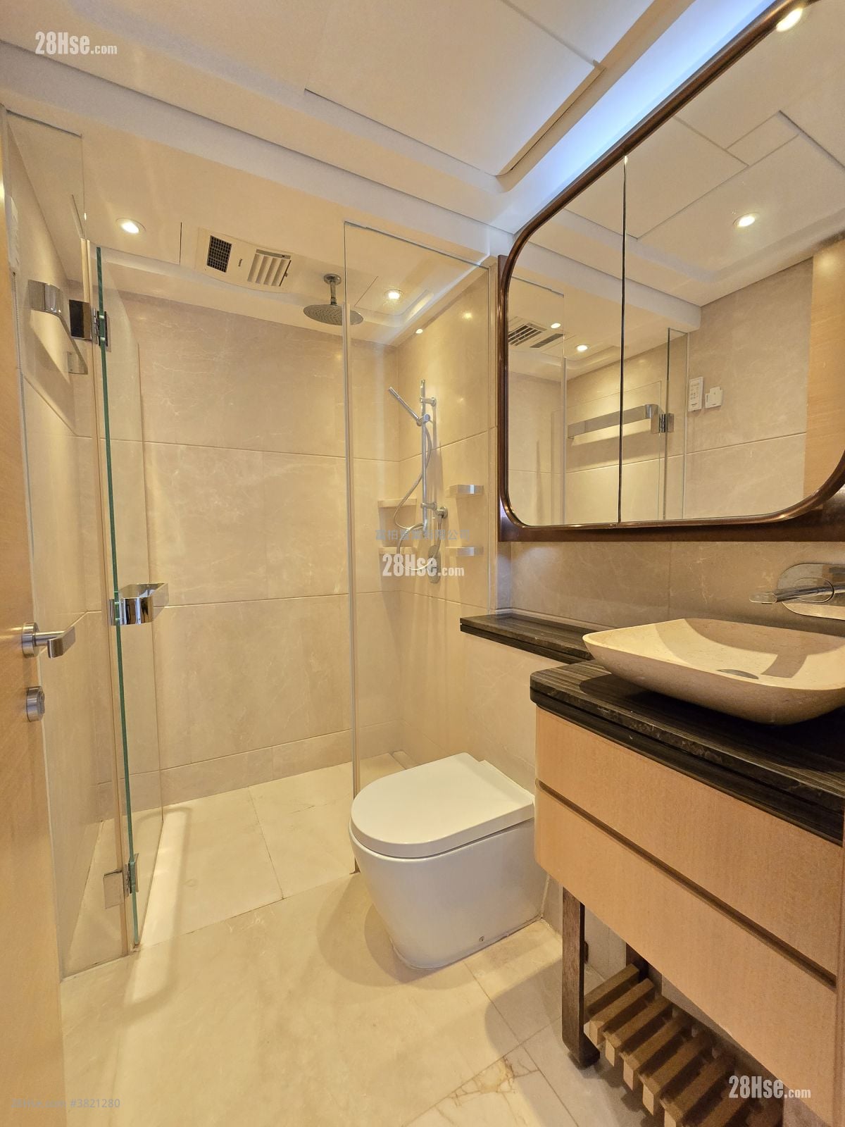 加多近山 租盘 2 房 , 1 浴室 410 平方尺