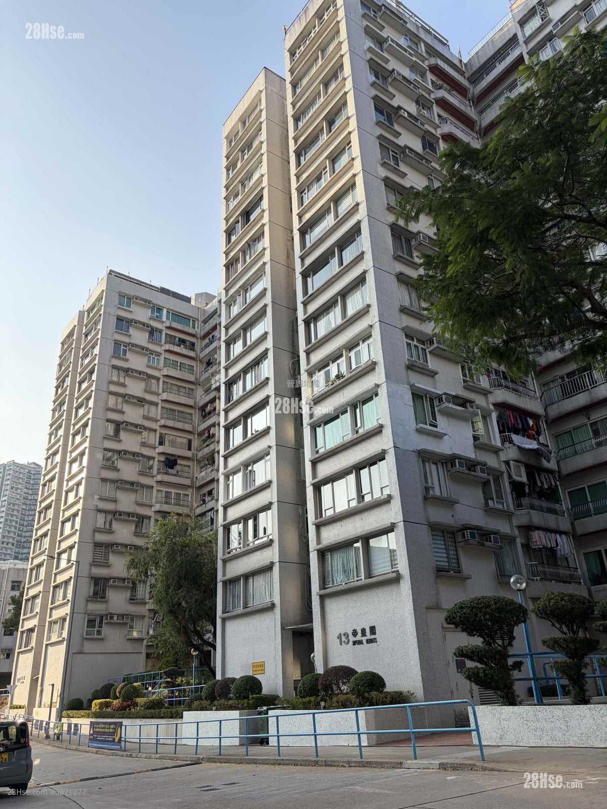 豪景花園 售盤 3 房 , 2 浴室 707 平方呎