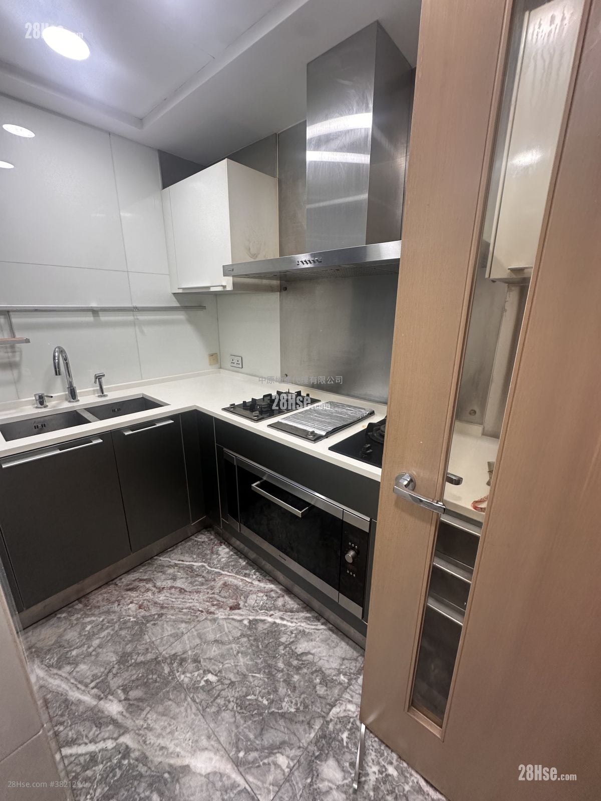 The Cullinan Sell 4 Bedrooms , 3 Bathrooms 1,391 ft²