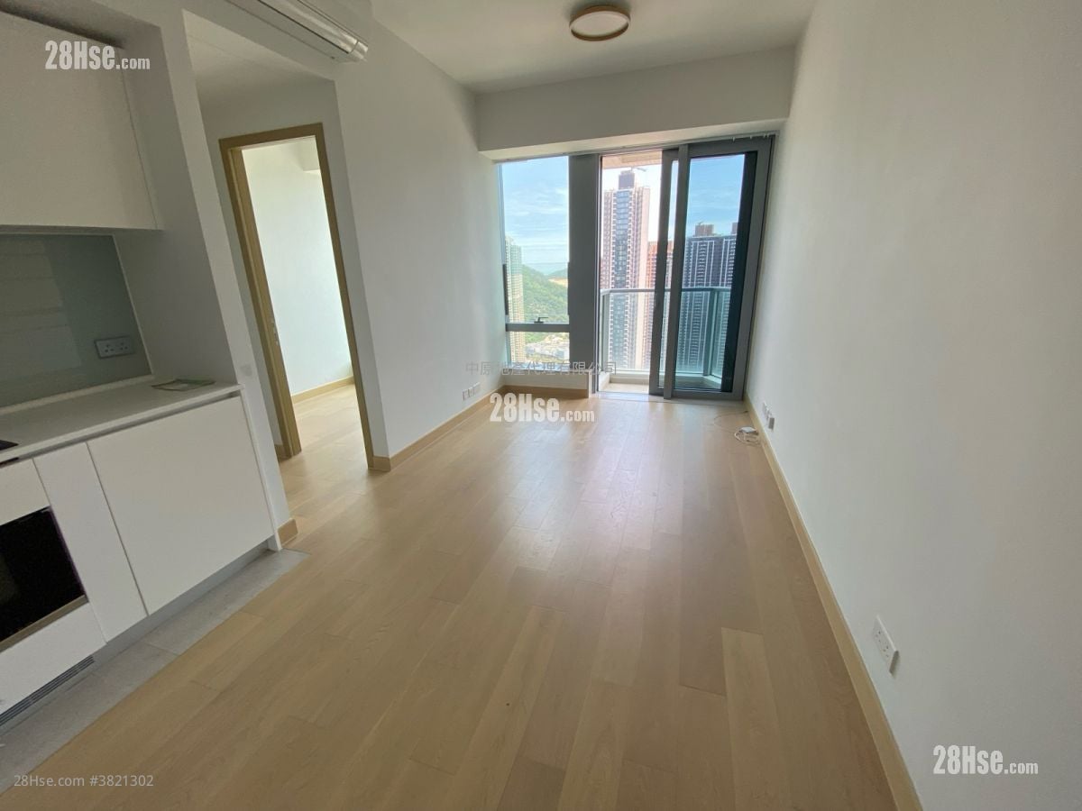 Malibu Sell 2 Bedrooms , 1 Bathroom 459 ft²