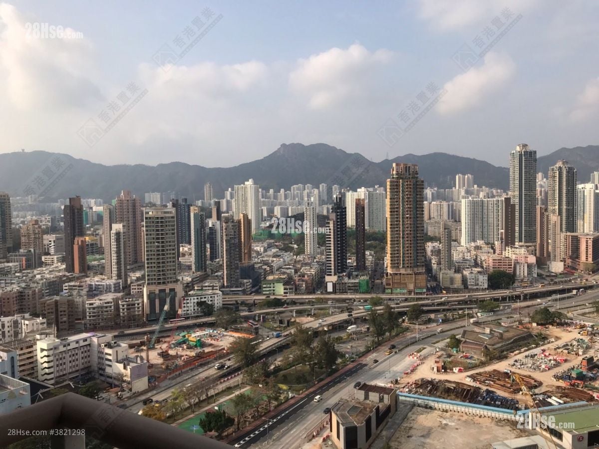 傲云峰 租盘 2 房 479 平方尺