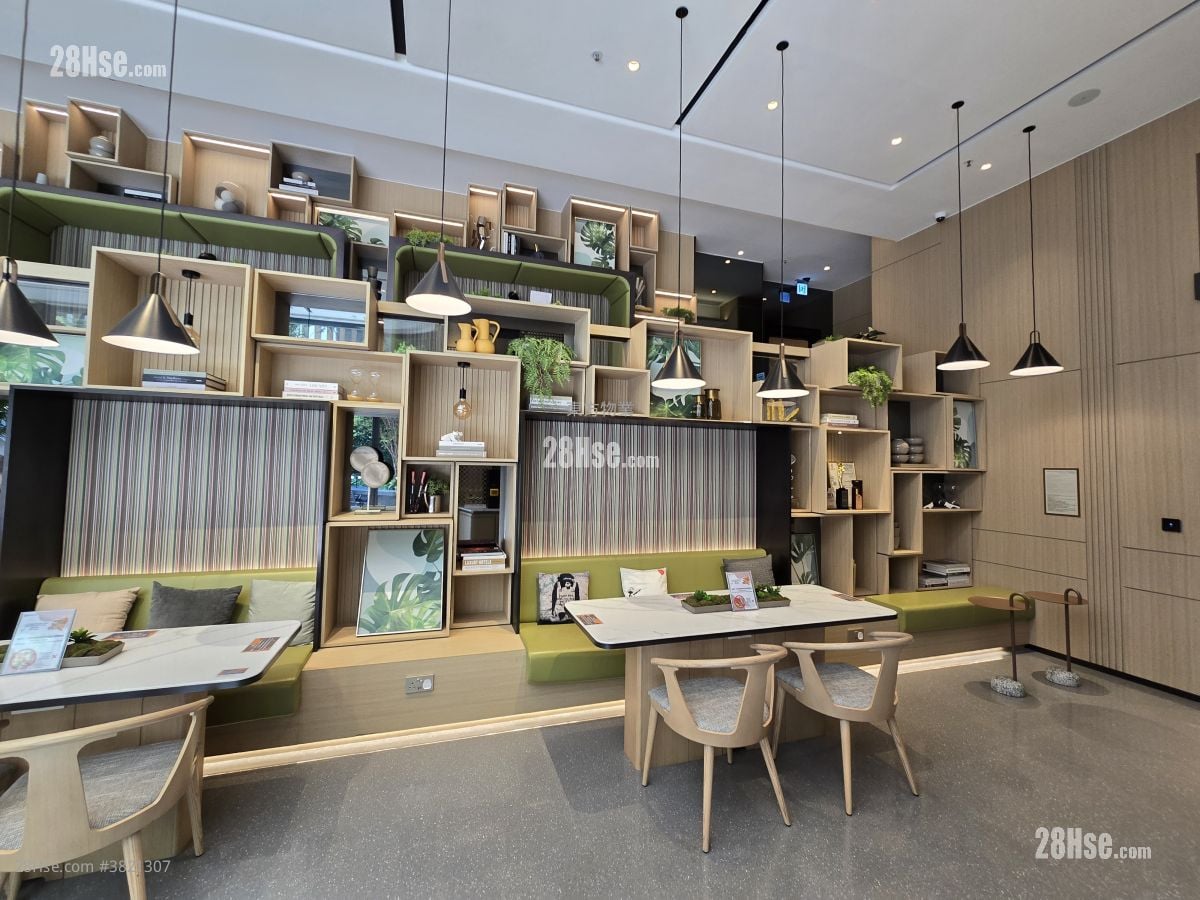 Kennedy 38 租盤 開放式間隔 , 1 浴室 265 平方呎