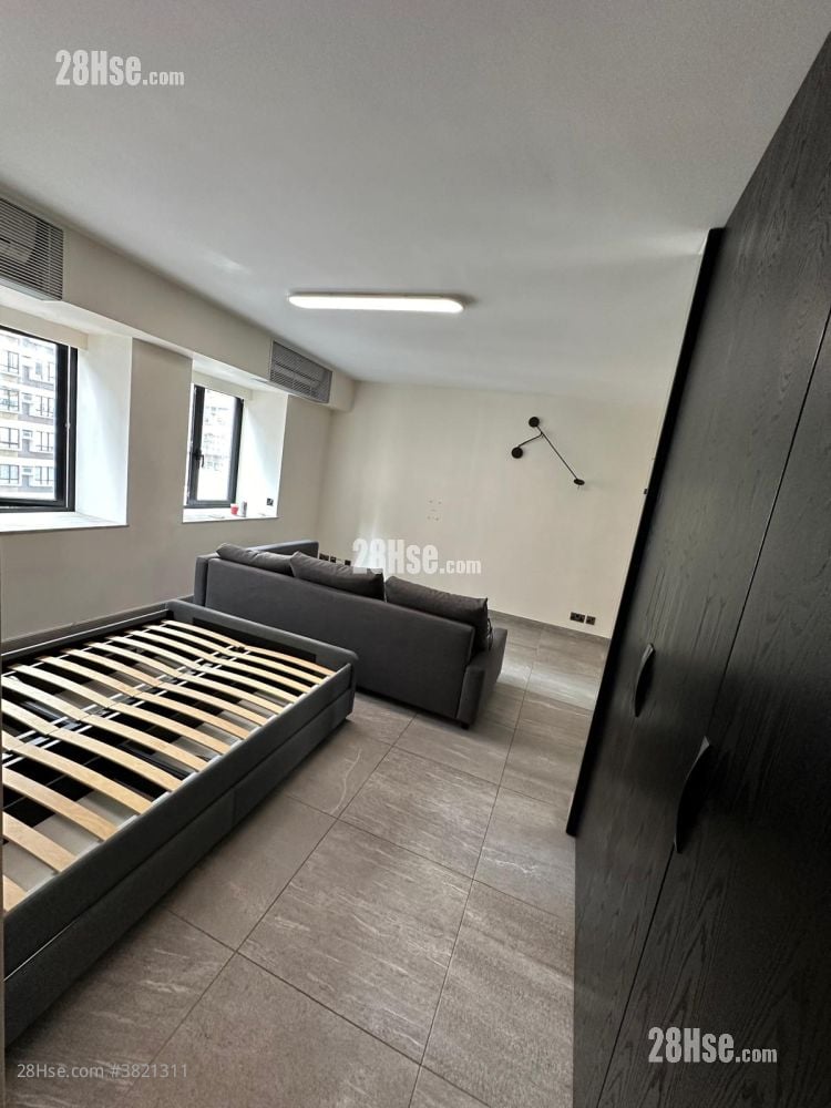 Elegance Tower Rental Studio , 1 Bathroom 374 ft²