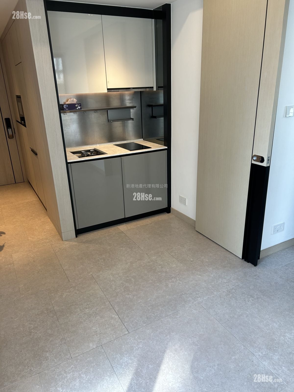 Downtown 38 租盤 1 房 , 1 浴室 309 平方呎