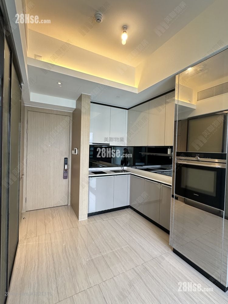 Cullinan West Rental 1 Bedroom , 1 Bathroom 366 ft²