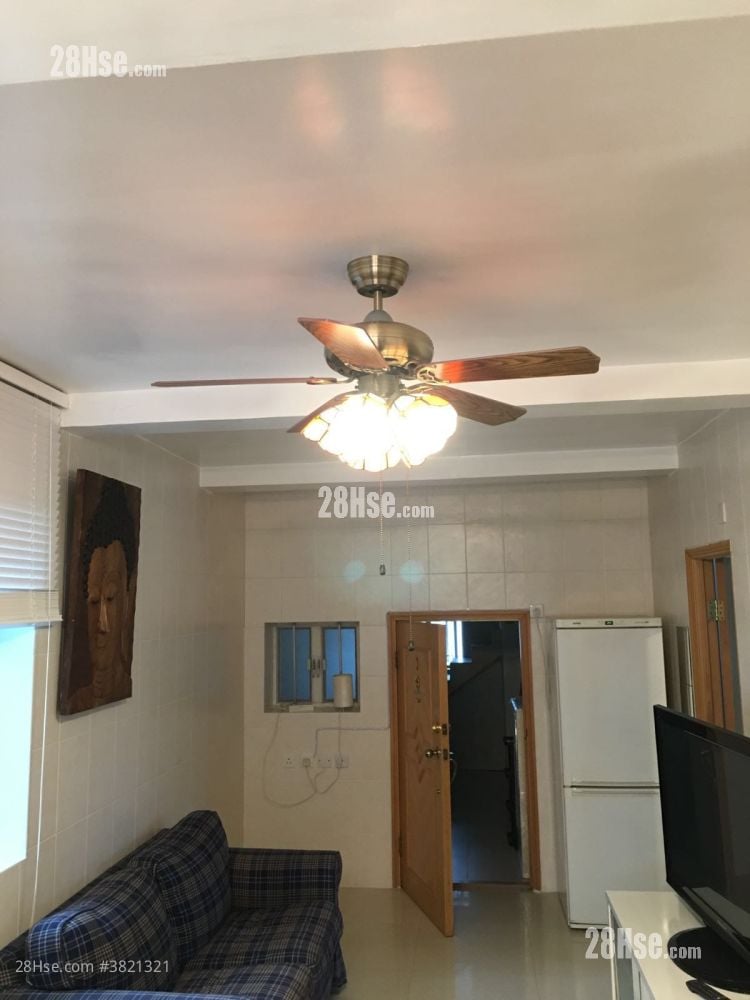 單幢樓房 租盤 2 房 , 1 浴室 650 平方呎