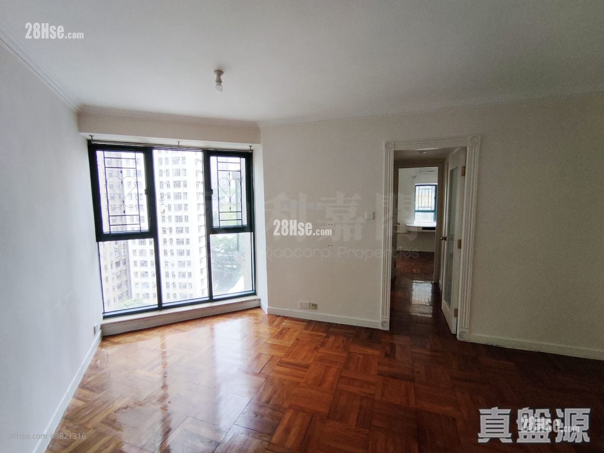 Galaxia Sell 2 Bedrooms 517 ft²