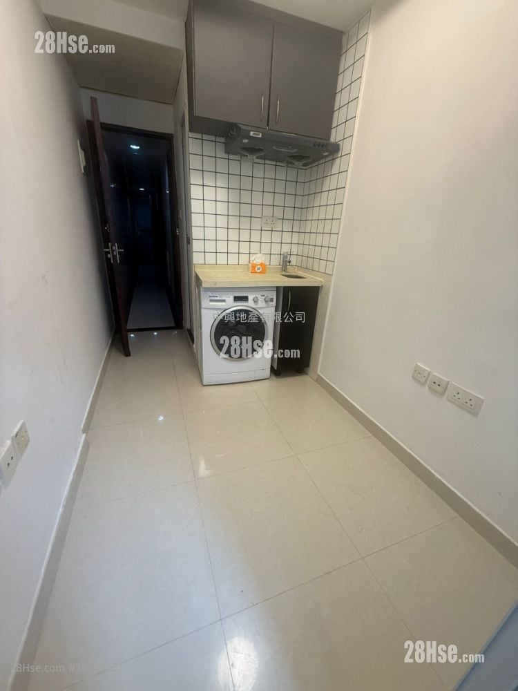 中美樓 租盤 1 房 160 平方呎