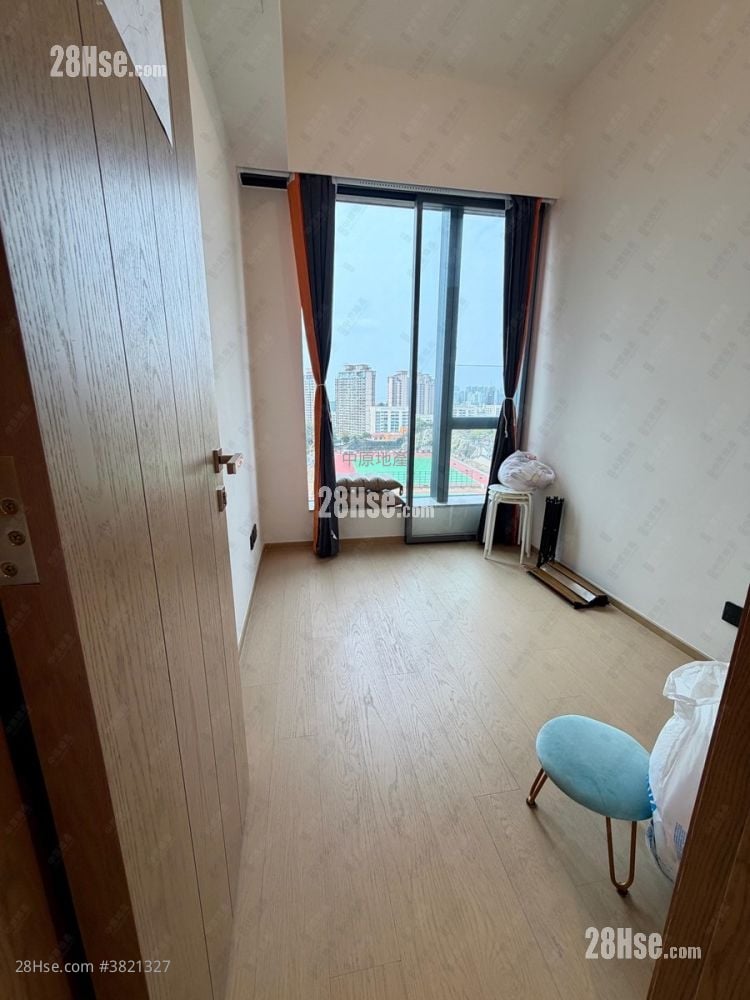 In One Rental 941 ft²