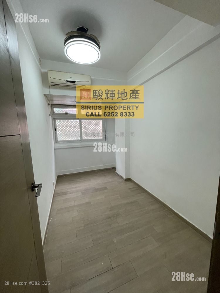 Tak Lee Building Rental 207 ft²