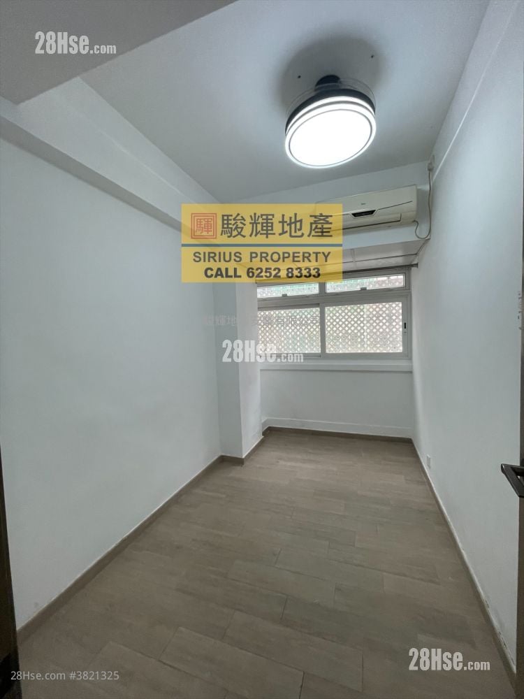 Tak Lee Building Rental 207 ft²