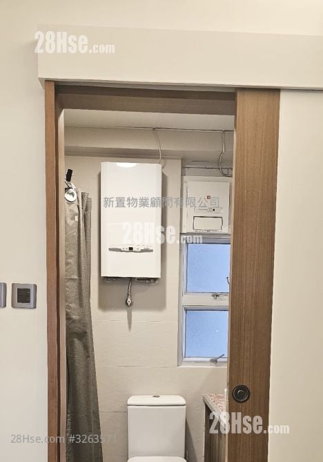 Hong Wah Mansion Sell 1 Bedroom , 1 Bathroom 325 ft²