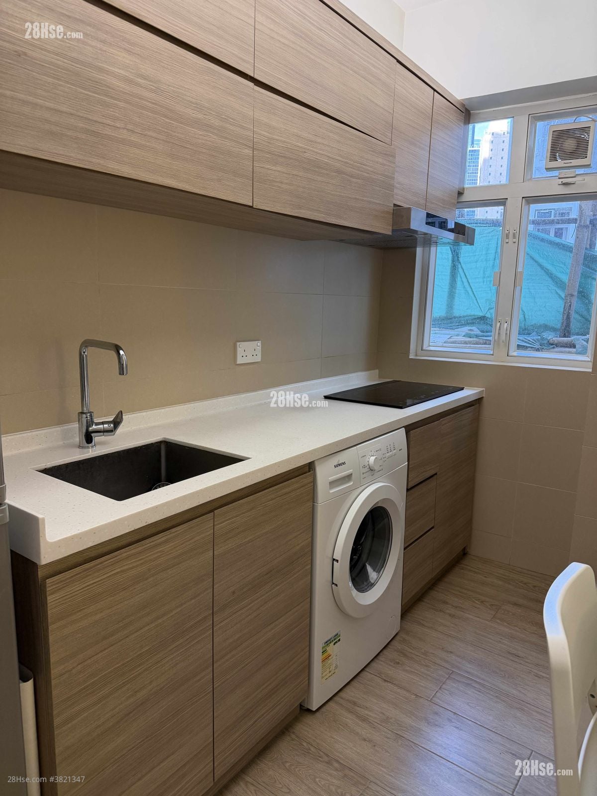 安興大廈 租盤 1 房 , 1 浴室 354 平方呎