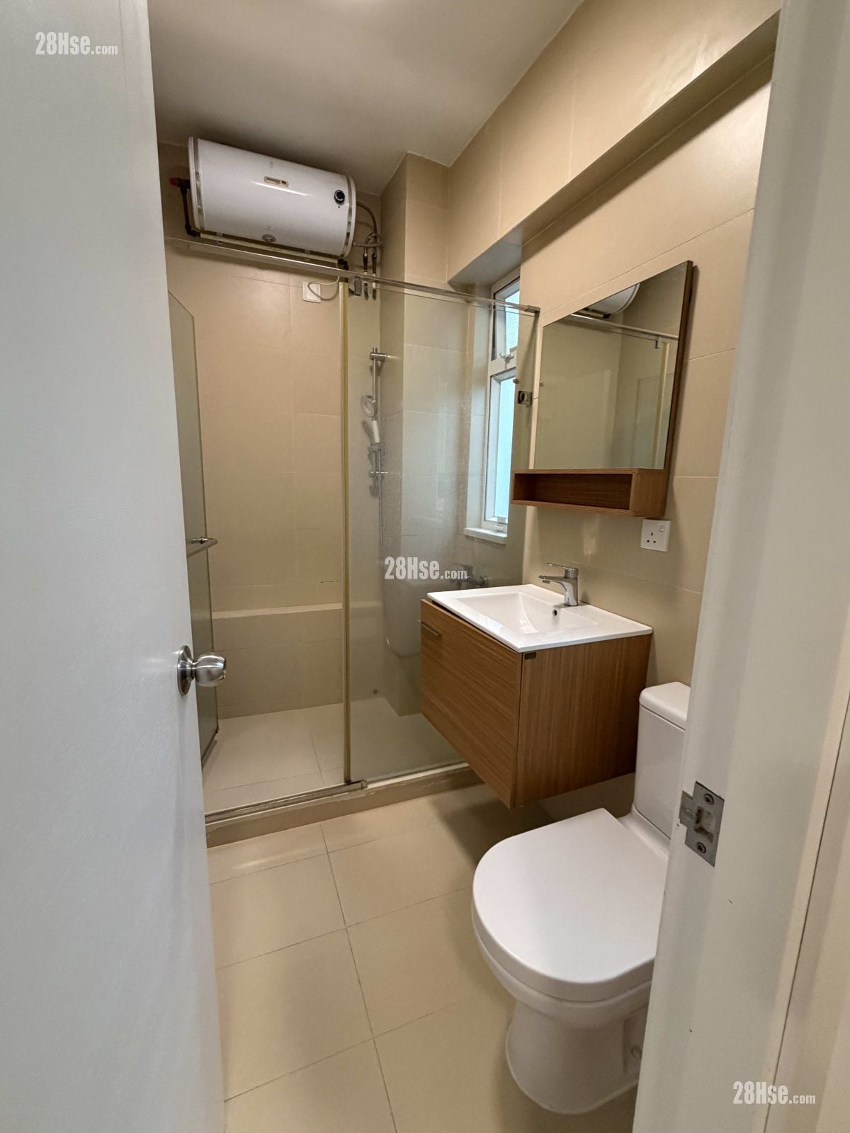 安興大廈 租盤 1 房 , 1 浴室 354 平方呎