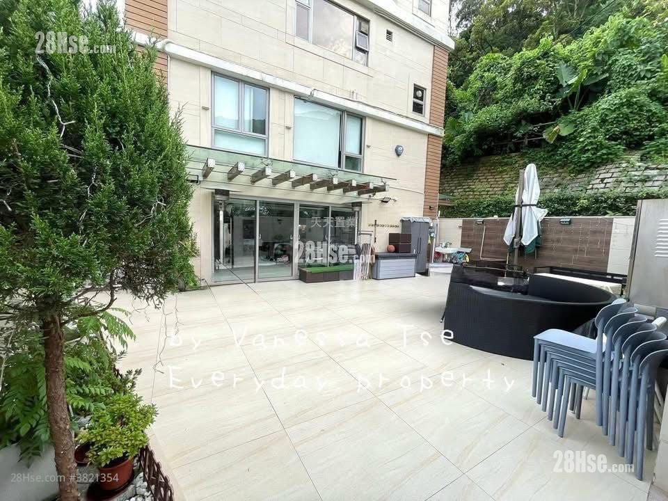 村屋 售盤 3 房 , 3 浴室 1,400 平方呎