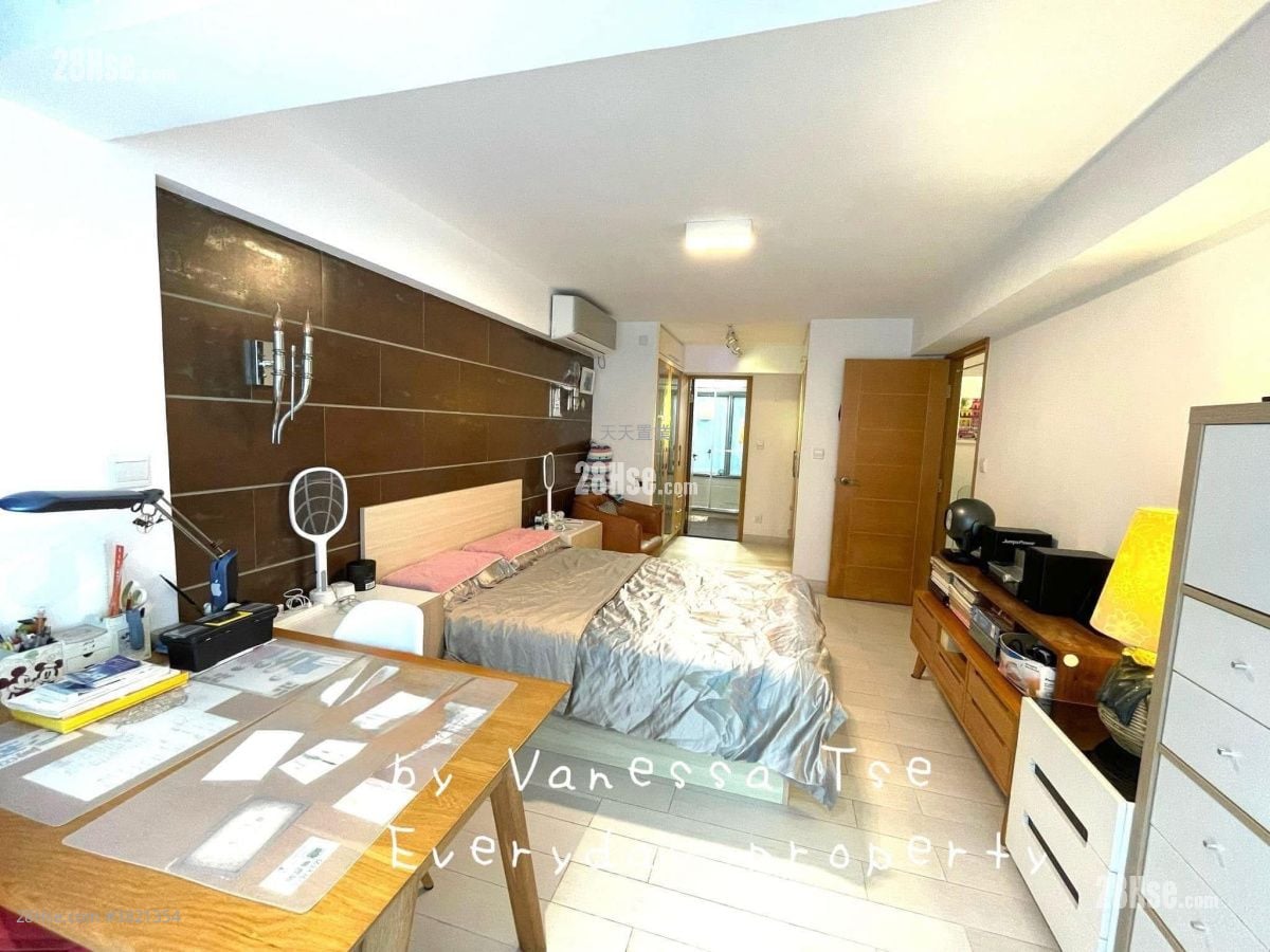 村屋 售盤 3 房 , 3 浴室 1,400 平方呎