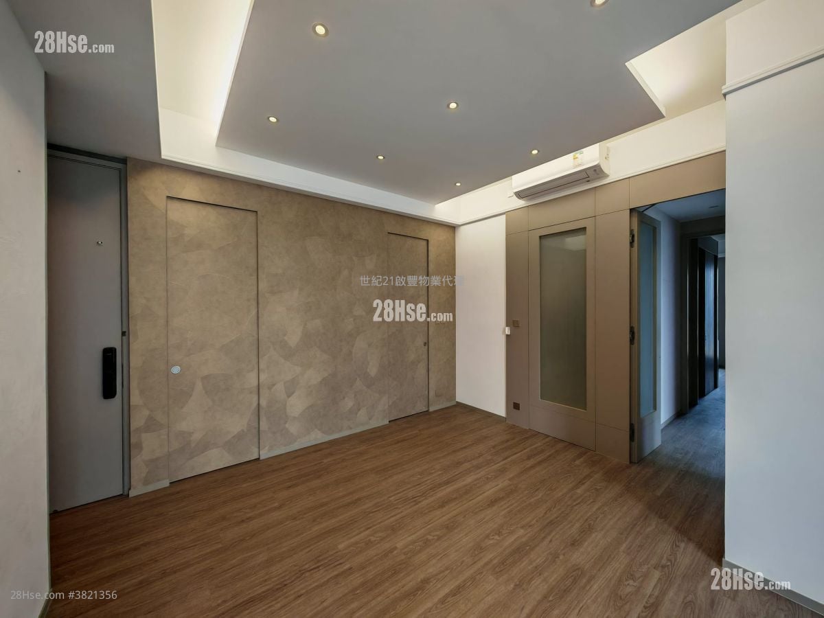 龍譽 售盤 3 房 , 2 浴室 1,010 平方呎