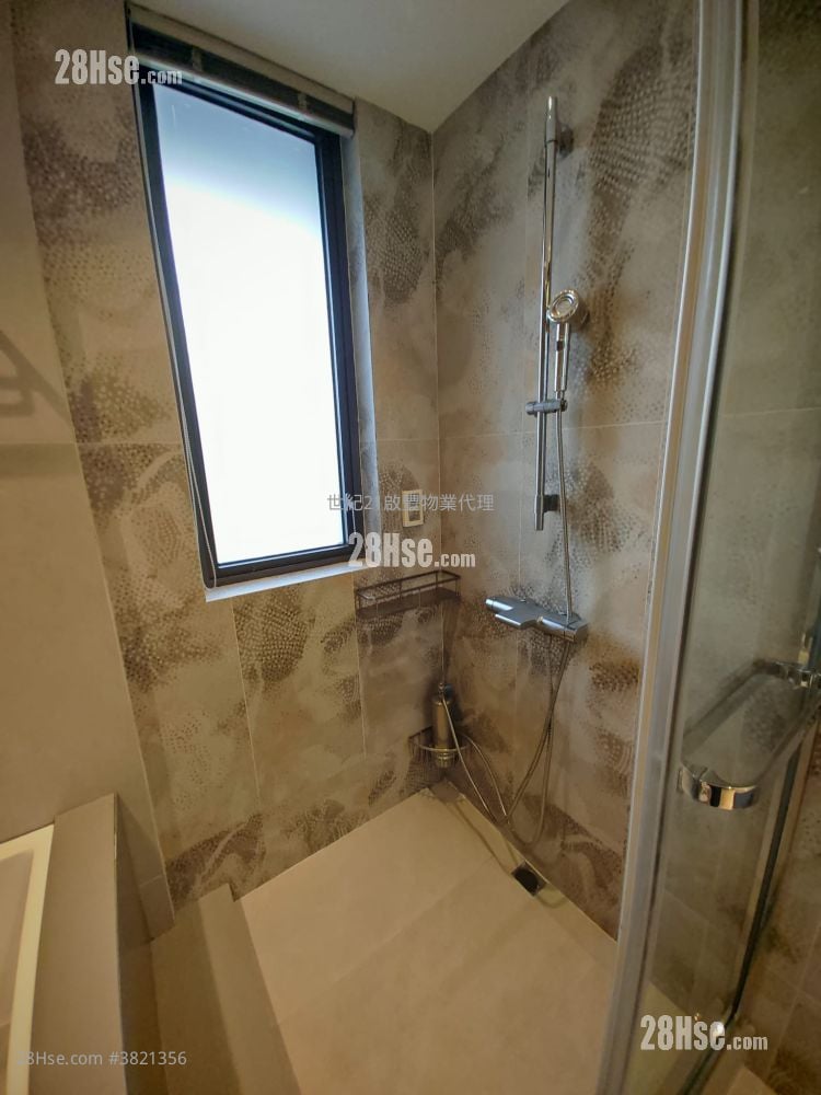 龍譽 售盤 3 房 , 2 浴室 1,010 平方呎