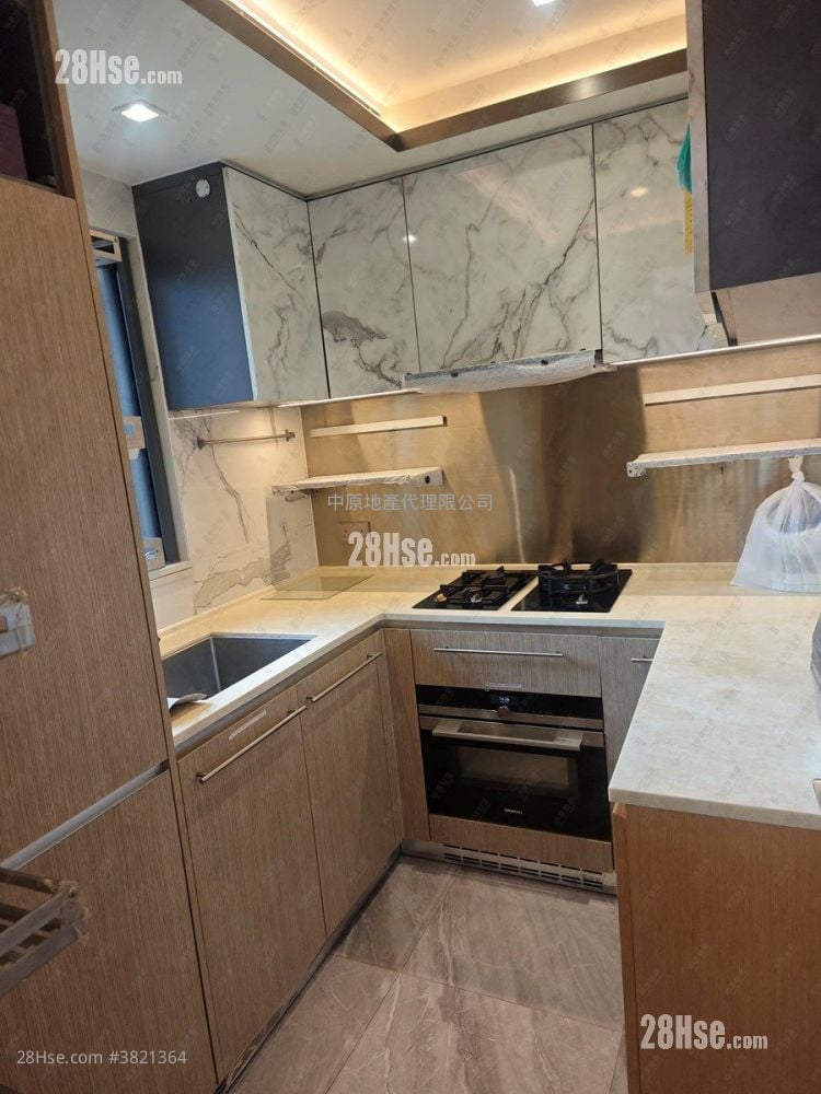 The Regent Sell 2 Bedrooms , 1 Bathroom 528 ft²