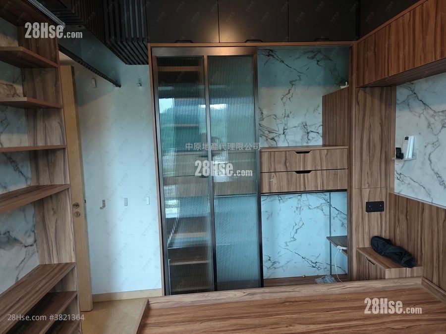 The Regent Sell 2 Bedrooms , 1 Bathroom 528 ft²