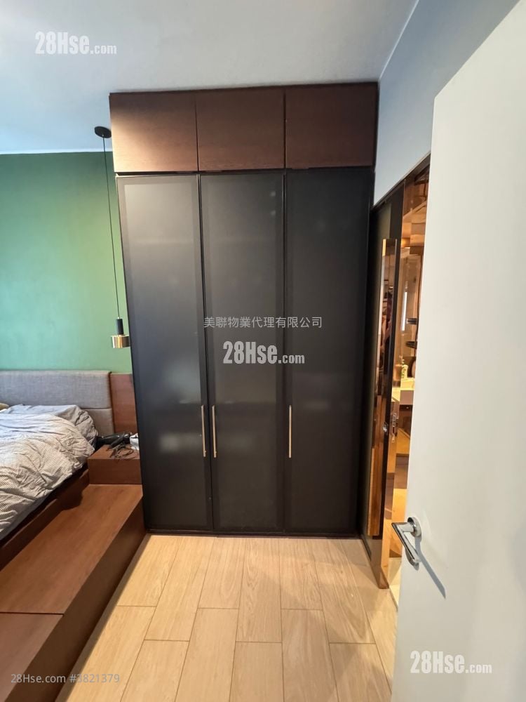 Century Link Rental 392 ft²