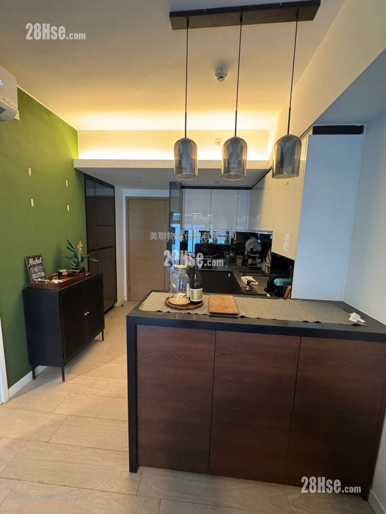 Century Link Rental 392 ft²