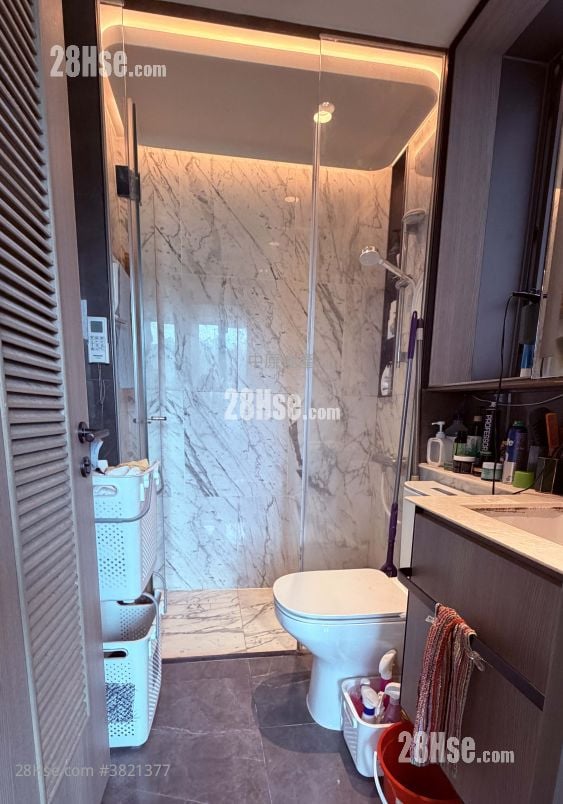 上源 售盤 2 房 , 1 浴室 568 平方呎