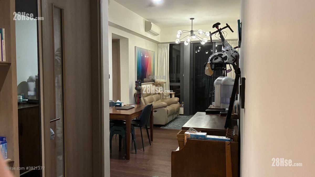 上源 售盤 2 房 , 1 浴室 568 平方呎