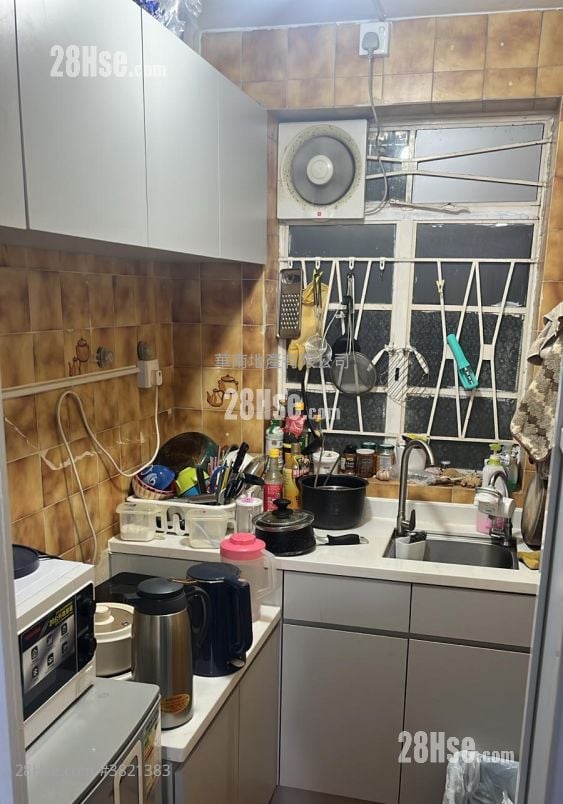 村屋 租盤 2 房 , 1 浴室