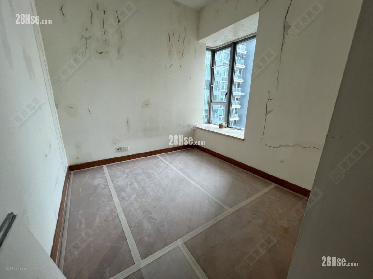 曼克顿山 售盘 3 房 , 1 浴室 1,111 平方尺