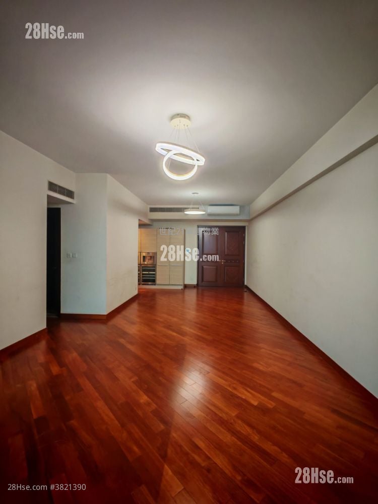 御金国峯 租盘 2 房 , 4 浴室 1,204 平方尺