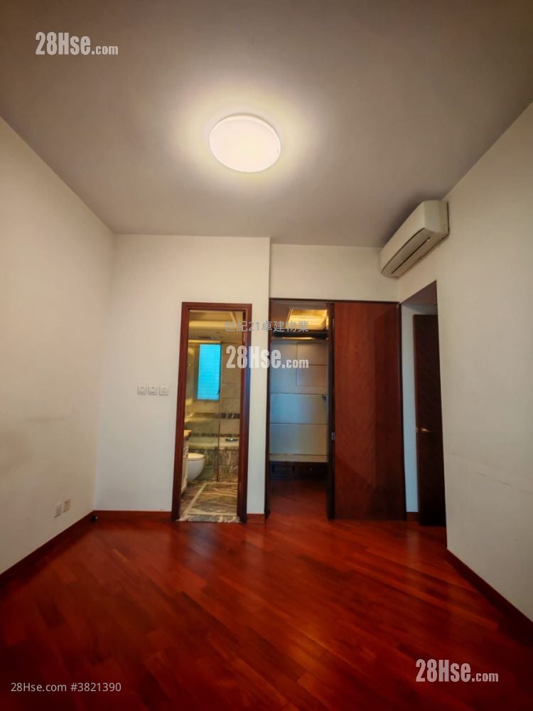 御金国峯 租盘 2 房 , 4 浴室 1,204 平方尺