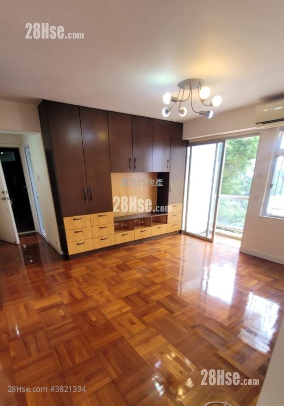 Wah Yuen Chuen Sell 2 Bedrooms , 1 Bathroom 642 ft²