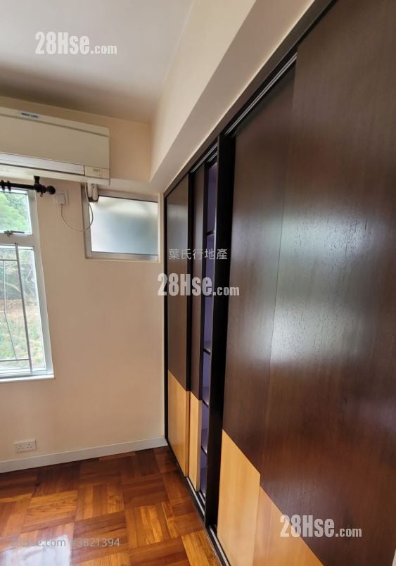 Wah Yuen Chuen Sell 2 Bedrooms , 1 Bathroom 642 ft²