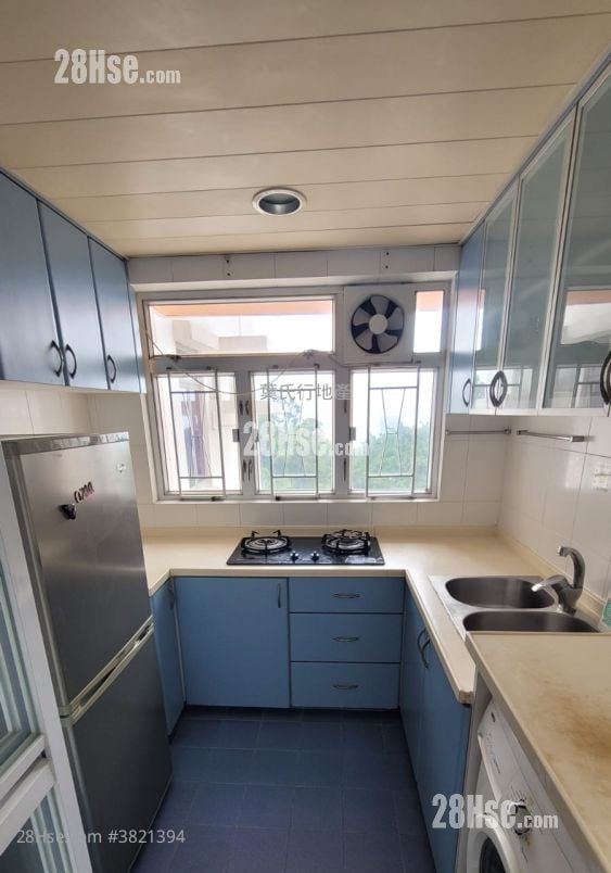 Wah Yuen Chuen Sell 2 Bedrooms , 1 Bathroom 642 ft²