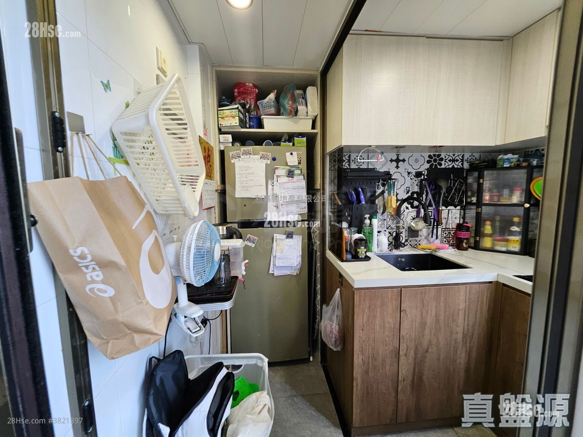 美孚新邨 售盘 3 房 , 2 浴室 446 平方尺