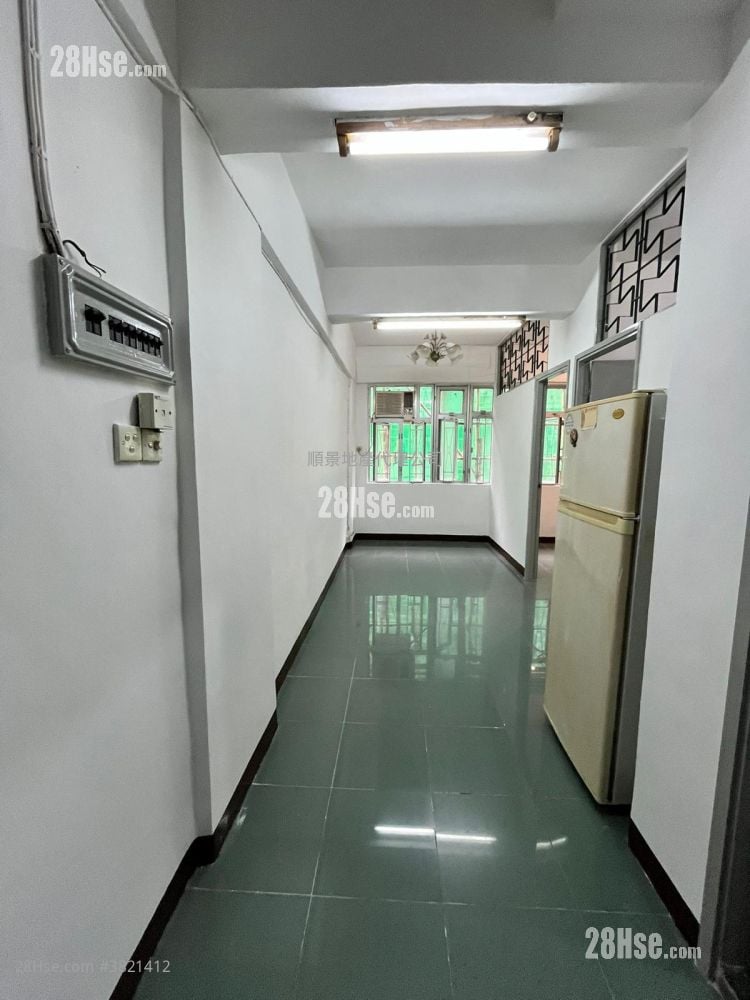 美景樓1期 租盤 365 平方呎