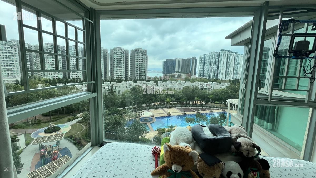 Coastal Skyline Sell 3 Bedrooms , 2 Bathrooms 896 ft²