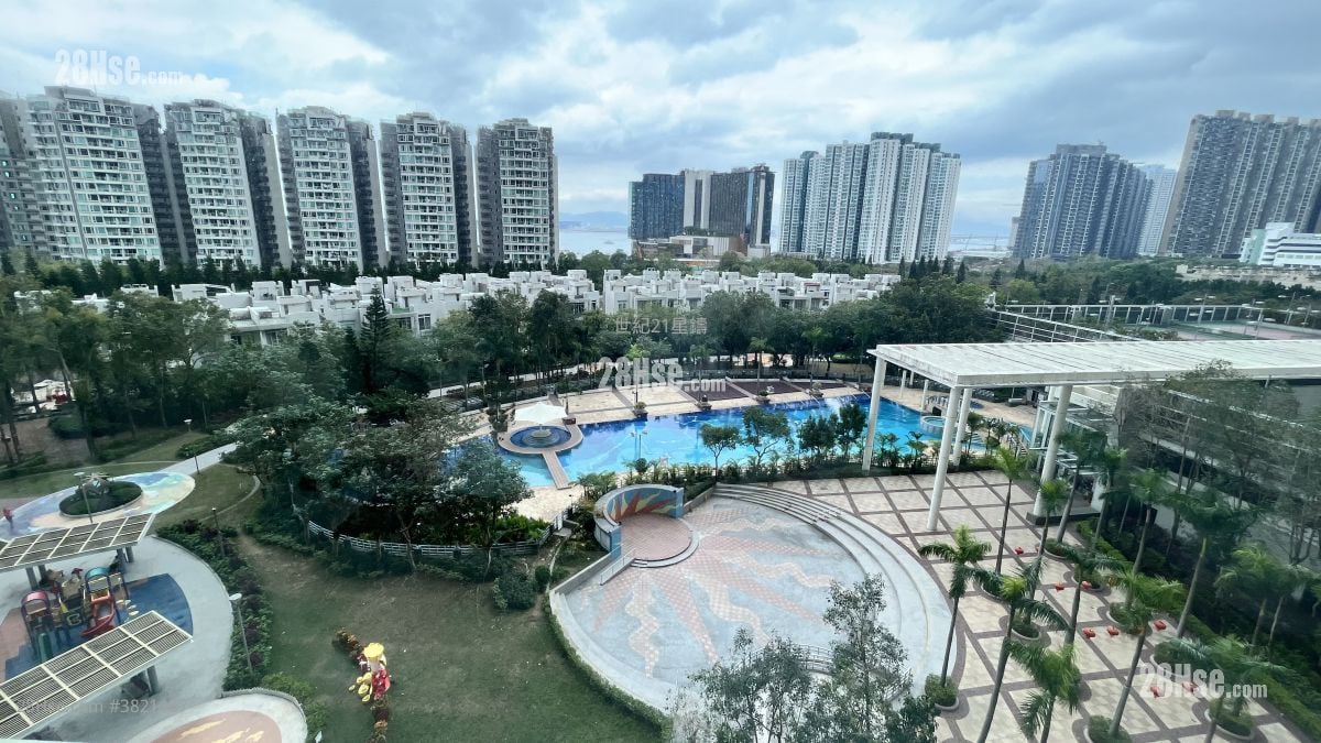 Coastal Skyline Sell 3 Bedrooms , 2 Bathrooms 896 ft²