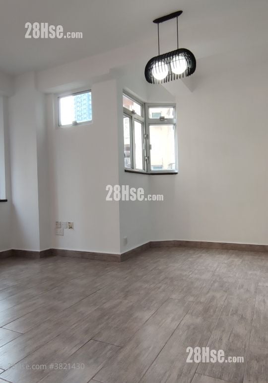 嘉辉花园 售盘 3 房 , 1 浴室 457 平方尺