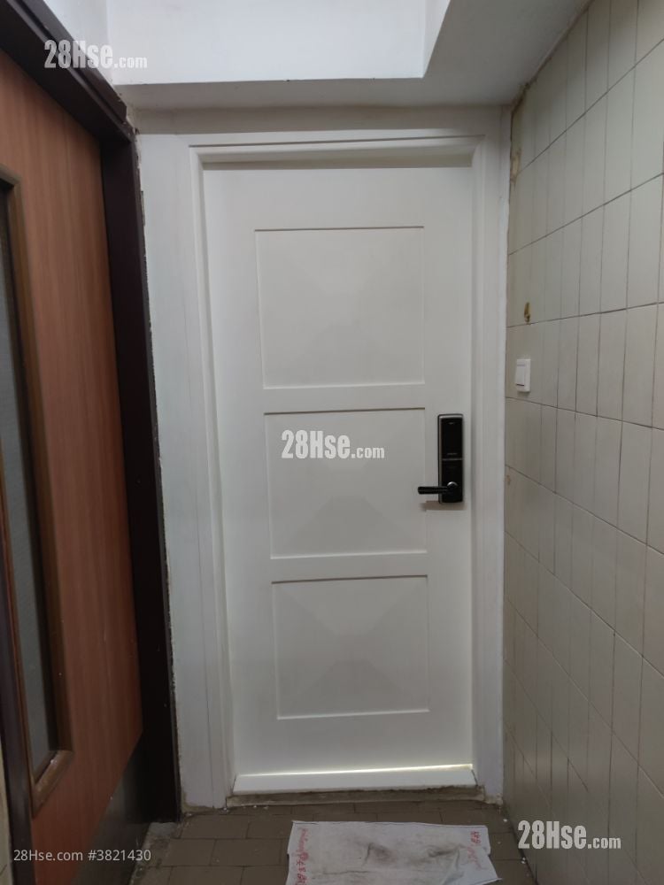 嘉辉花园 售盘 3 房 , 1 浴室 457 平方尺