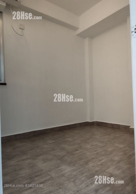 嘉辉花园 售盘 3 房 , 1 浴室 457 平方尺