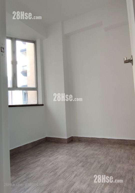 嘉辉花园 售盘 3 房 , 1 浴室 457 平方尺