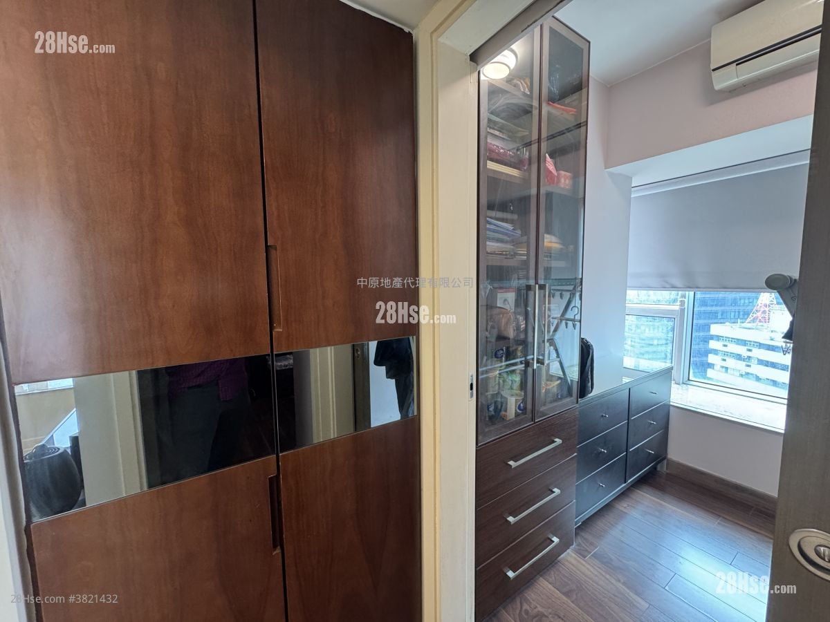 Banyan Garden Sell 2 Bedrooms , 1 Bathroom 455 ft²